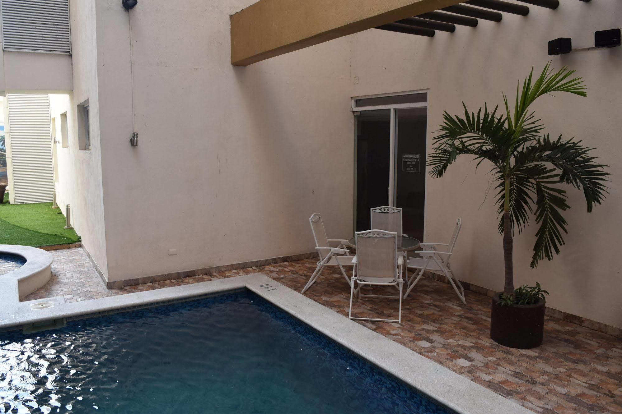 HOTEL OLIBA Boca del Rio Esterno foto