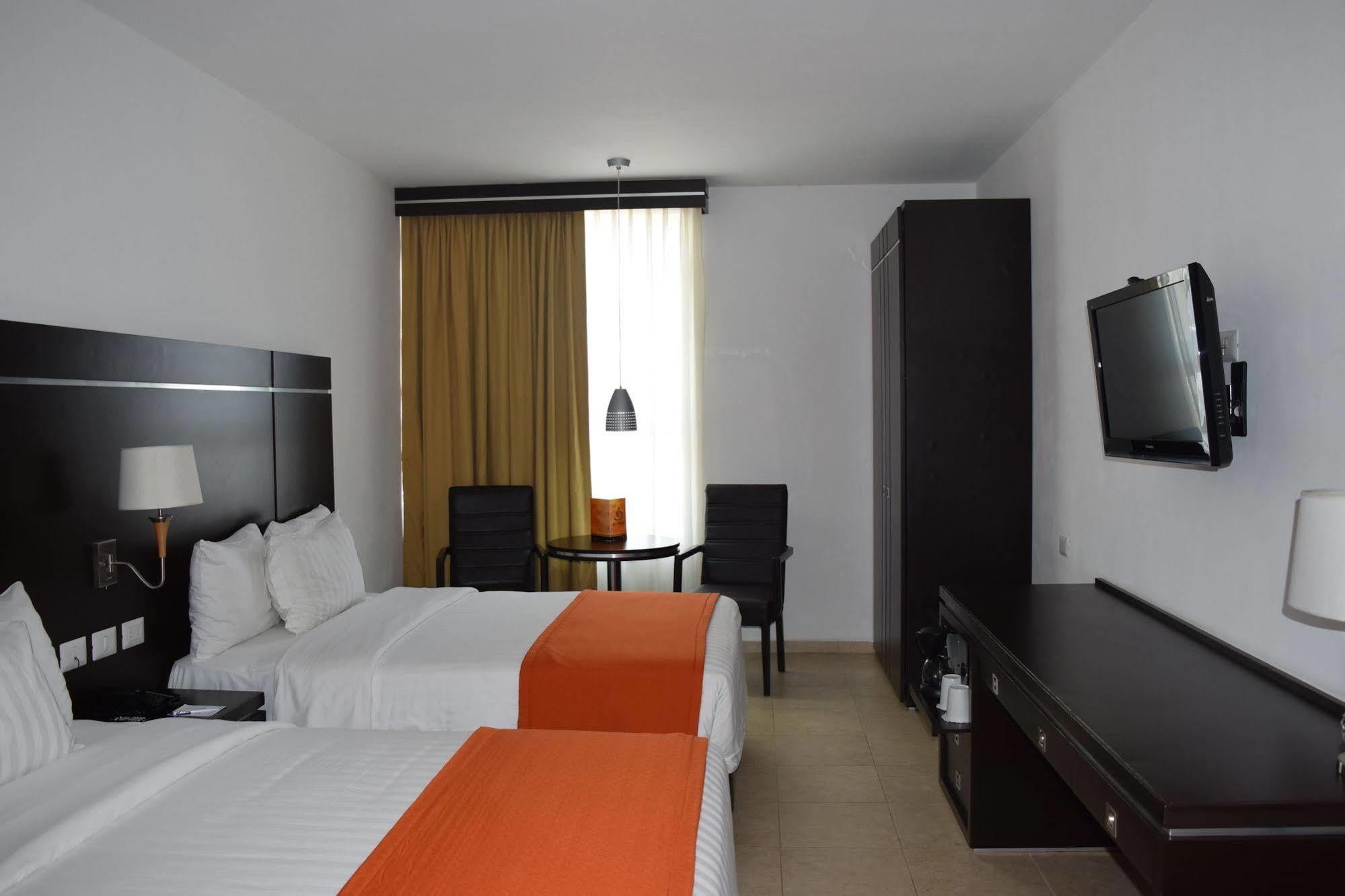 HOTEL OLIBA Boca del Rio Esterno foto