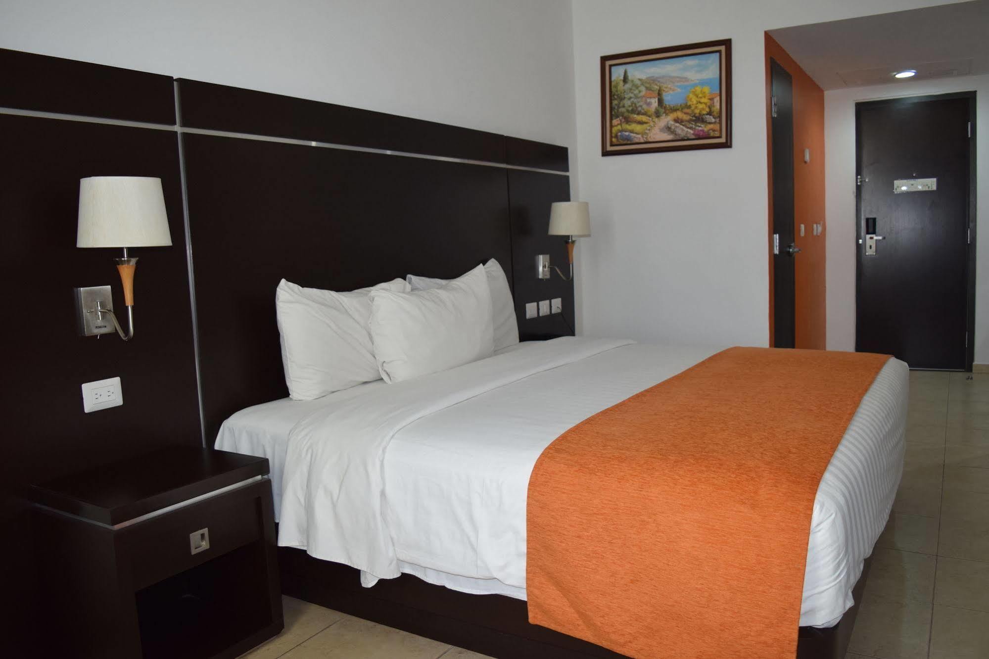 HOTEL OLIBA Boca del Rio Esterno foto