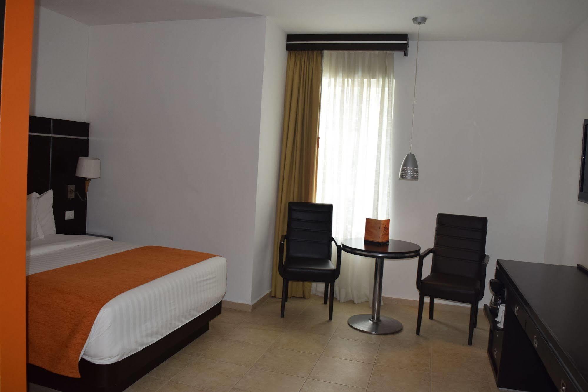 HOTEL OLIBA Boca del Rio Esterno foto